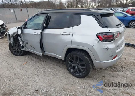 2024 Jeep Compass Limited 4X4 from USA, damaged, VIN 3C4NJDCN5RT116263
